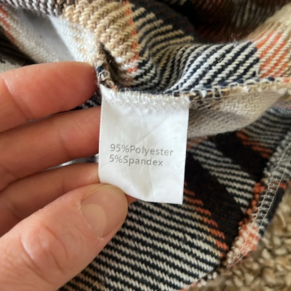 Women’s Plaid Shacket - Picture 6 of 7